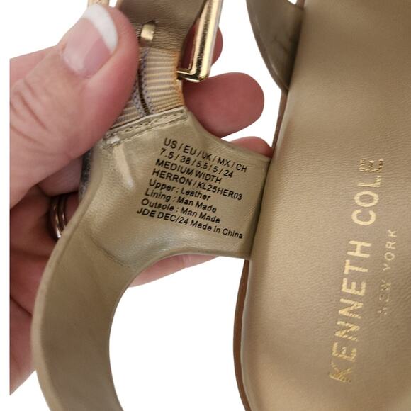 NIB Kenneth Cole Herron Metallic Platform Fisherman Sandal Gold 7.5M - Picture 5 of 7